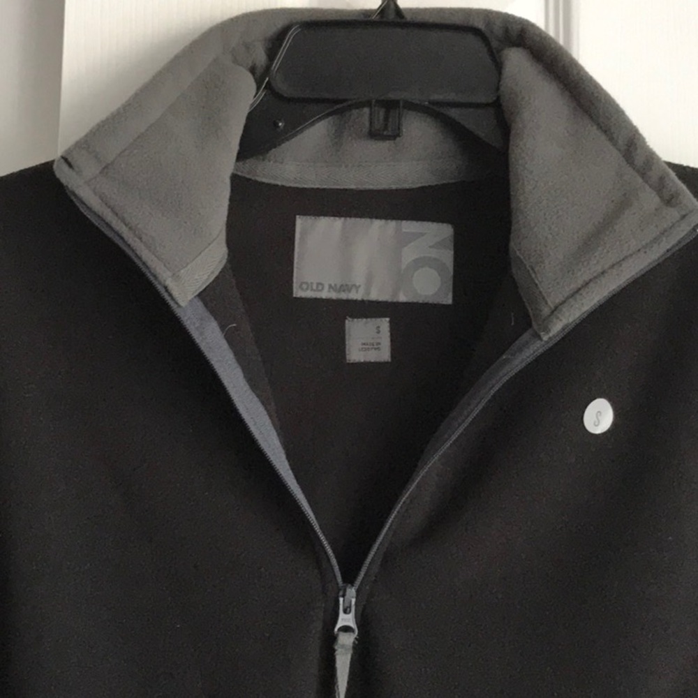 Old Navy Fleece Turtle Neck Zip Pullover Man or Boy 11 years? or Women Top - Picture 2 of 6